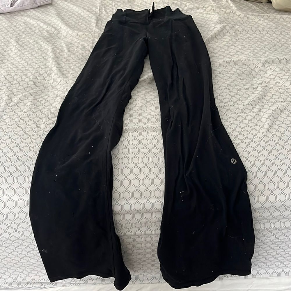 Lululemon hook and eye leggings with fold over waistband size 2T